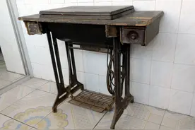 缝纫机（裁缝工具）图片