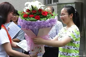 恭喜！北京17名学霸提前被清北大学录取，分别来自这五所中学图片