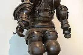 36张大开眼界的照片：蒙古女人穿紧身衣表演柔术，八百斤的潜水服图片