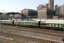 广州到北京，有一趟直达列车，全程只有5站，沿途风景很美图片