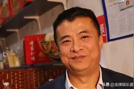 网红济南大肠哥公开被打照片！脸上留下了很长的刀疤图片