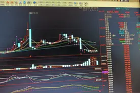 股市传奇：一位股市小白，买了美股特斯拉两年内做到了上亿图片