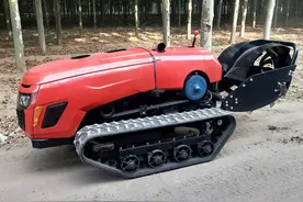 履带式旋耕机是高效干农活，解放双手的好机器图片