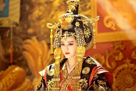 野史：宰相写下“青鵝”两字被斩，群臣不解，武则天：将字拆开读图片