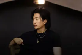 54岁摇滚老炮儿，从浪子变佛系中年：我每一天都活在天堂里图片