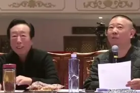 郭德纲创办德云鼓曲社，绝活七音换手联弹再现舞台，观众有福了图片