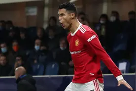 CR807！37岁C罗轰3球+世界波！助曼联3-2胜热刺，1夜刷新多项纪录图片