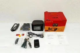 外形像大号砖头，体验一台索尼移动电视，丰富接口连上天线看直播图片