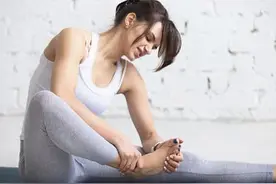 脚趾时不时就发麻，椎间盘突出还是糖尿病，医生教你分辨图片