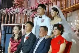 闫学晶：农村出来的“草根明星”，国家一级演员图片