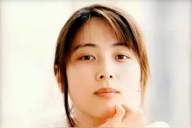 坂井泉水——歌迷心中永远的姐姐，用歌声应援整个时代的素颜女神图片