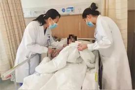 腹部间断性隐痛两年，才检查出肿瘤！消化道有这些症状需警惕！图片