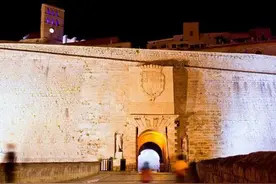 应县最古老的城廓一一繁峙古城图片