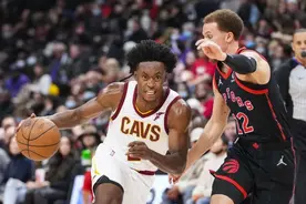 骑士后场双枪命运迥异：王牌双能卫已从顶薪沦落至无人问津？图片