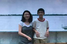 不愧是陈思诚，签下荣梓杉不到一年，就带来了两部热剧图片