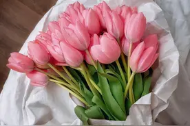 男人不主动联系你，但又如此对你，其实他很爱你图片