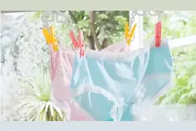 内裤和袜子，到底能不能一起洗？可能很多人都搞错了图片