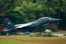 狮城添利爪——2006年新加坡空军选定F-15战斗机背景解析图片