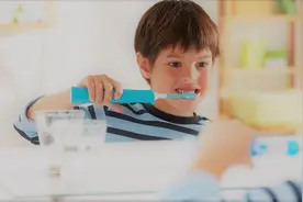 孩子不到1周岁，这10件事千万不能做，严重可致窒息图片