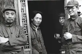 1933年，李德称萧劲光打了败仗，要处决他，周总理大怒：人心难平图片