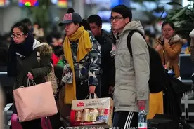 大连家长抱怨年轻人不爱家乡，学生毕业到外省发展，原因很无奈图片