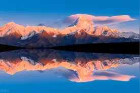 一个女人，经常穿别人的旧衣服，往往会是这三种性格图片