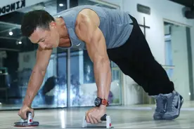 粉丝破5000万，是谁捧红了刘畊宏图片