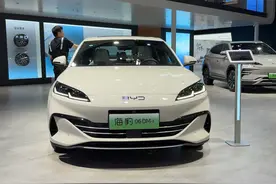 B级车不到10万，雅阁凯美瑞真遇到对手了！海豹06 DMi怎么样？图片