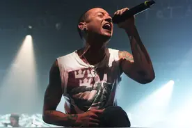 林肯公园复出，主唱7年前突然自杀，曝被性侵长达六年！图片