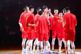 中日澳大对比！别小看CBA，周琦证明NBL也就那么回事儿图片