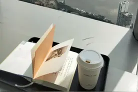 今天终于读完了杨绛先生的《我们仨》图片