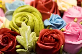 母亲节，她们做了一束可以吃的玫瑰花送给妈妈图片