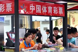 若是银行知道你中了千万会有啥反应？内行人给出解答，太真实了图片