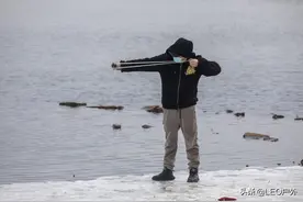 你觉得玩弹弓是否需要讲皮筋与弹球配置？图片