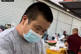 济南环联夜市难舍“烟火地”图片