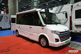 不到20万买高性价比B型车，随风荷美五菱房车图片