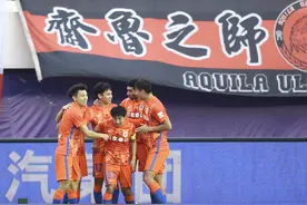 齐鲁雄师：盘点山东足球历史最佳11人，身材高大，头球优势明显图片