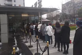 房子不好卖了，为什么很多新楼仍“开盘即售罄”？内行人透露实情图片