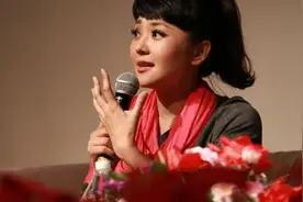 央视名嘴竟然是临时工？辛苦主持15年辞职，被台长高薪聘回！图片