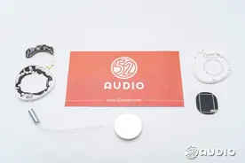 HUAWEI华为Tag无线追踪器拆解，“拨片”轻薄设计，快速精准定位图片