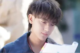 内娱“疯批”黄子韬：怼天怼地怼网友，一言不合就开麦图片