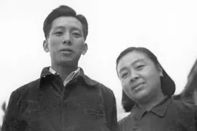 丁玲去世前，向陪伴44年的丈夫索吻，回忆录里只写了另外三个男人图片