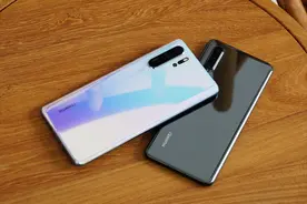 一台三年前的华为P30Pro，放到2022年，相当于什么价位的手机图片