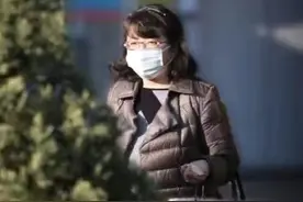 63岁山口百惠隐退42年曝近况！孙女降生当奶奶，身材发福生活节俭图片
