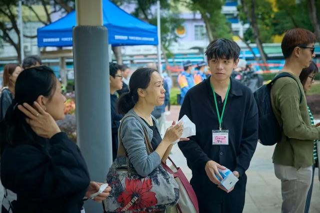 视觉｜香港火灾七日祭：关于爱、怀念和记忆