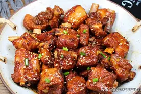 6种排骨的做法，大人小孩都喜欢，色泽红亮满屋飘香，汤汁都不剩图片