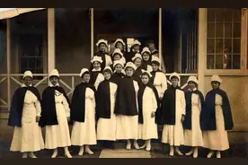 一战后，中国10多万劳工被骗出国挖煤，不曾想能在法国结婚生子图片