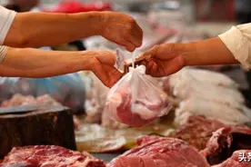 ​猪身上最好吃的3块肉，数量少，肉贩子偷偷留着吃，遇到别错过图片