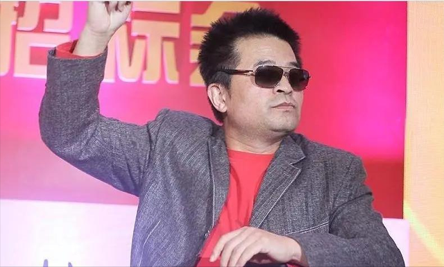 这一次，“消失”8年的毕福剑，终于不再被世人所原谅