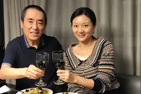 张艺谋：为何与巩俐同居8年后，娶了小31岁的无锡姑娘？图片